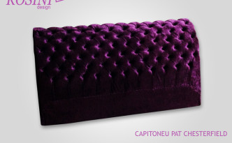 Capitoneu pat Chesterfield